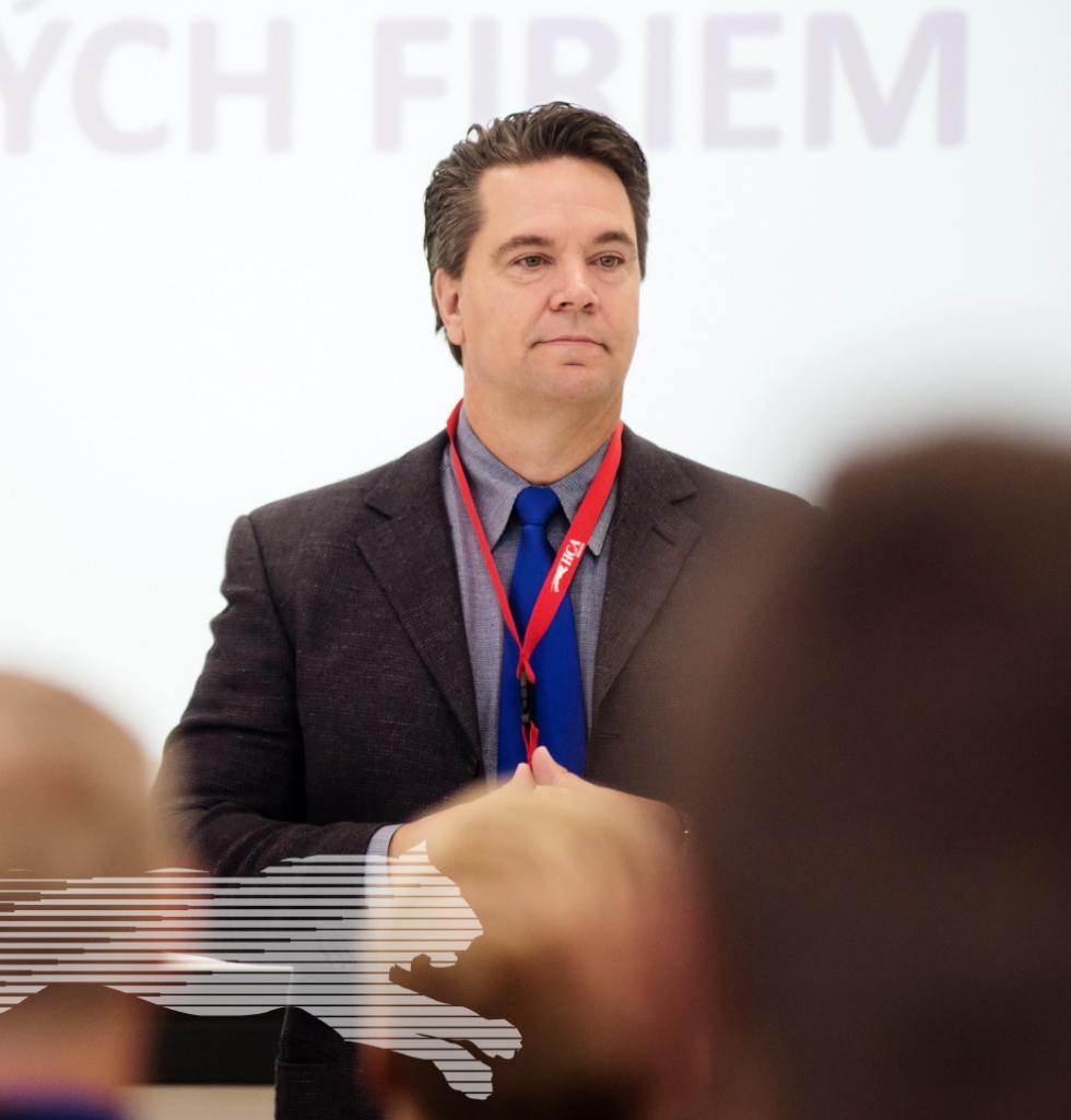 Nick Terrenzi • Ako pripraviť firmu na neistú budúcnosť(1)